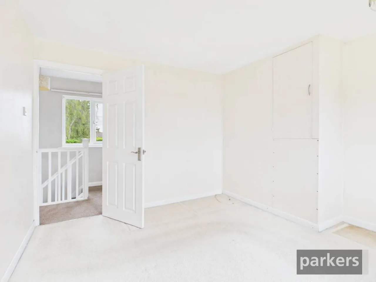 Brizewood, Carterton, OX18, photo 9