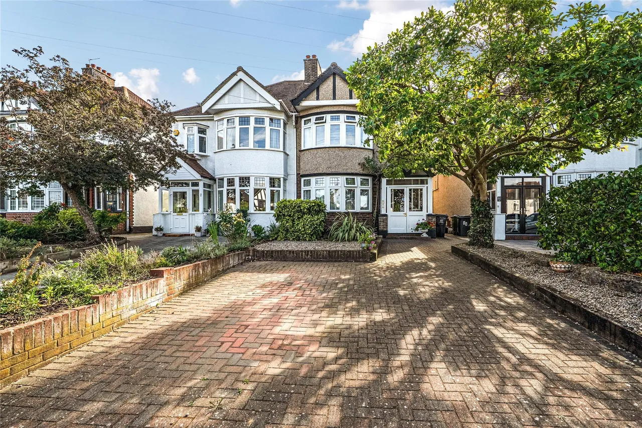5 bed house for sale — Hawes Lane, West Wickham, BR4
