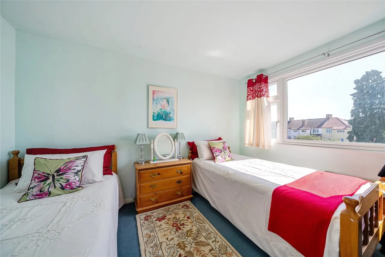 Hawes Lane, West Wickham, BR4, photo 11