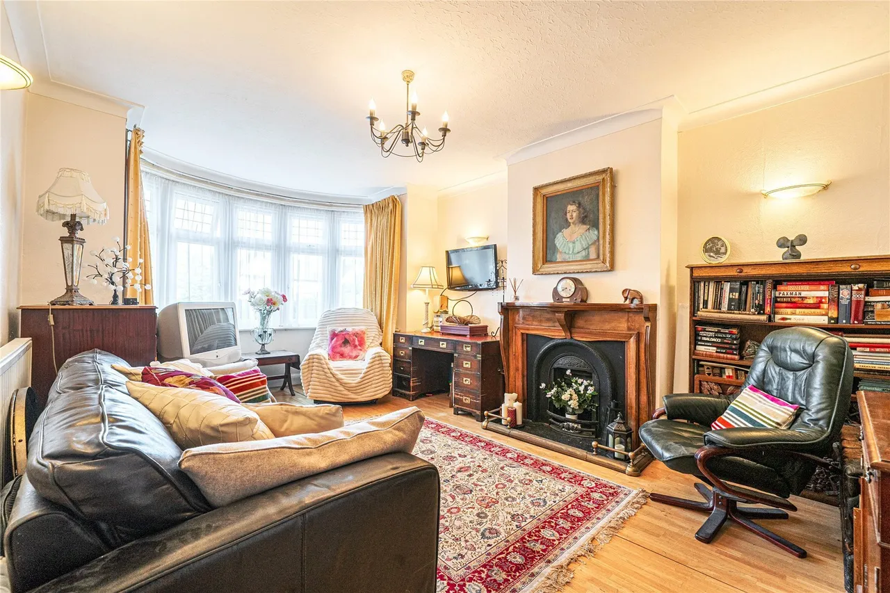 Hawes Lane, West Wickham, BR4, photo 2