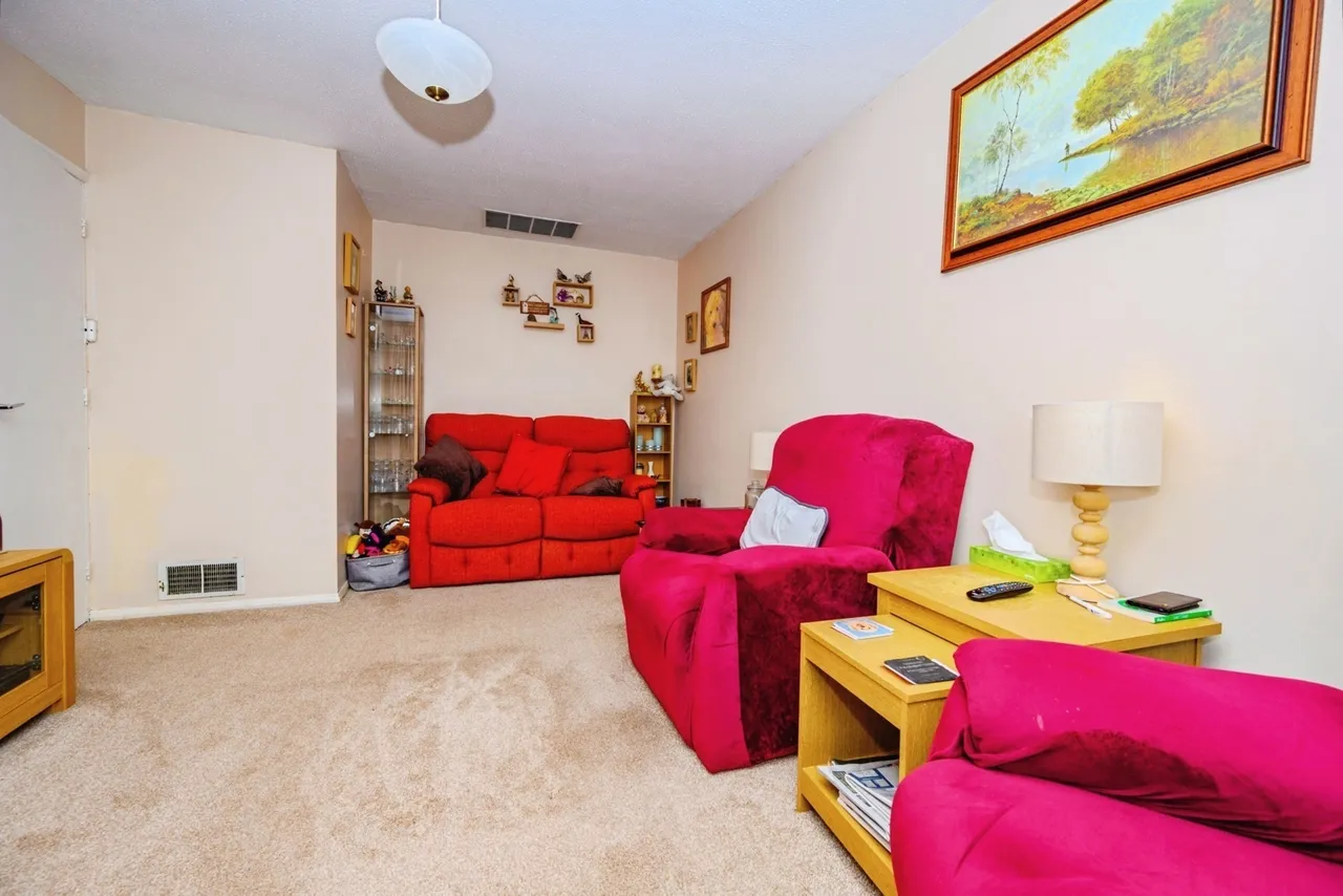 Beale Street, Dunstable, Bedfordshire, LU6, photo 6