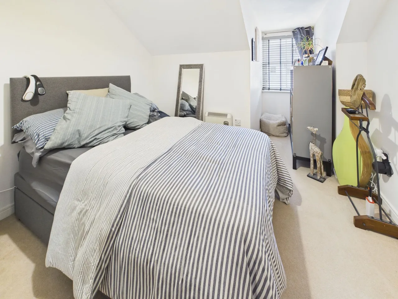 Lion Street, Newmarket Court, NP7, photo 12