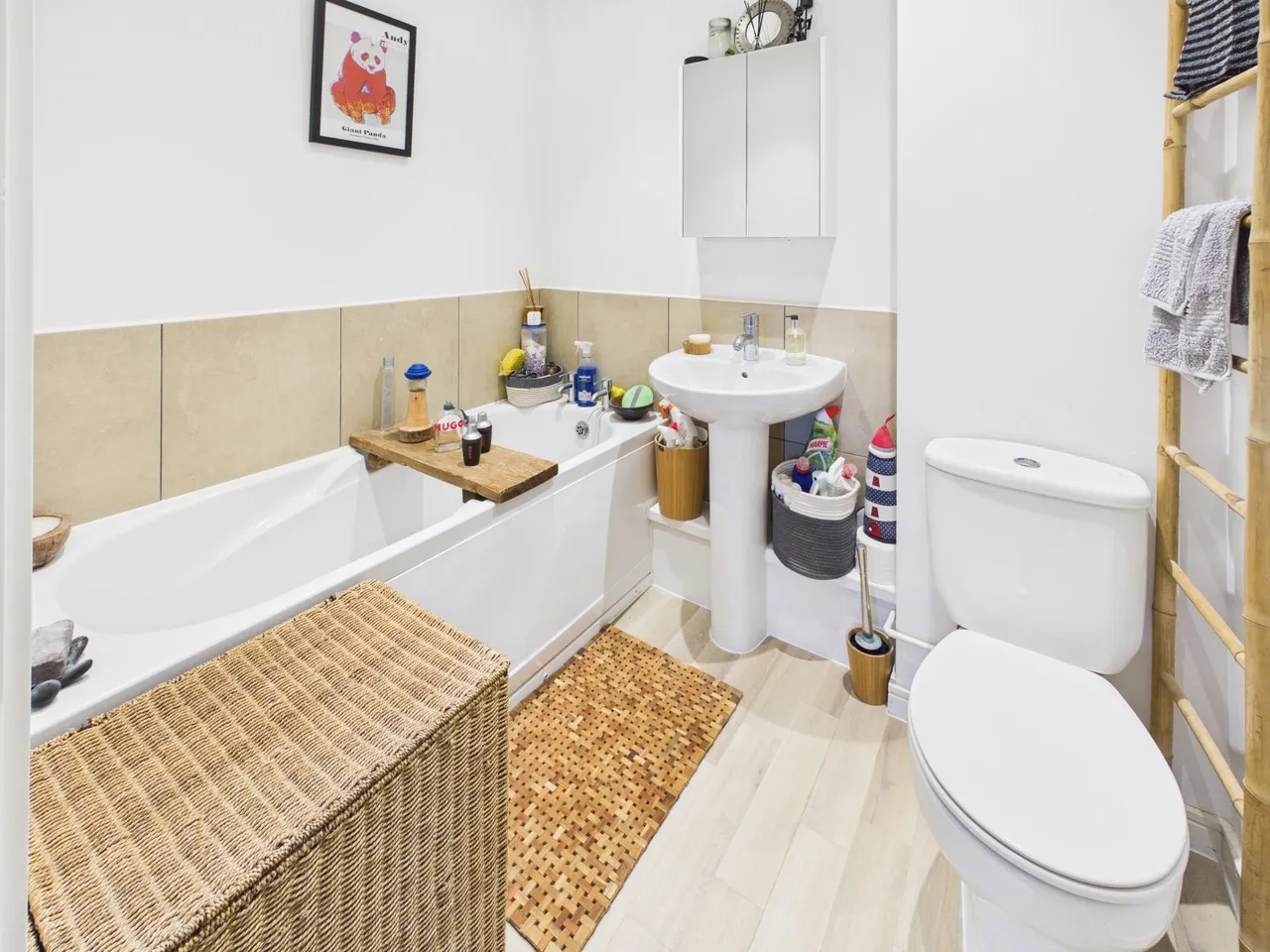 Lion Street, Newmarket Court, NP7, photo 14