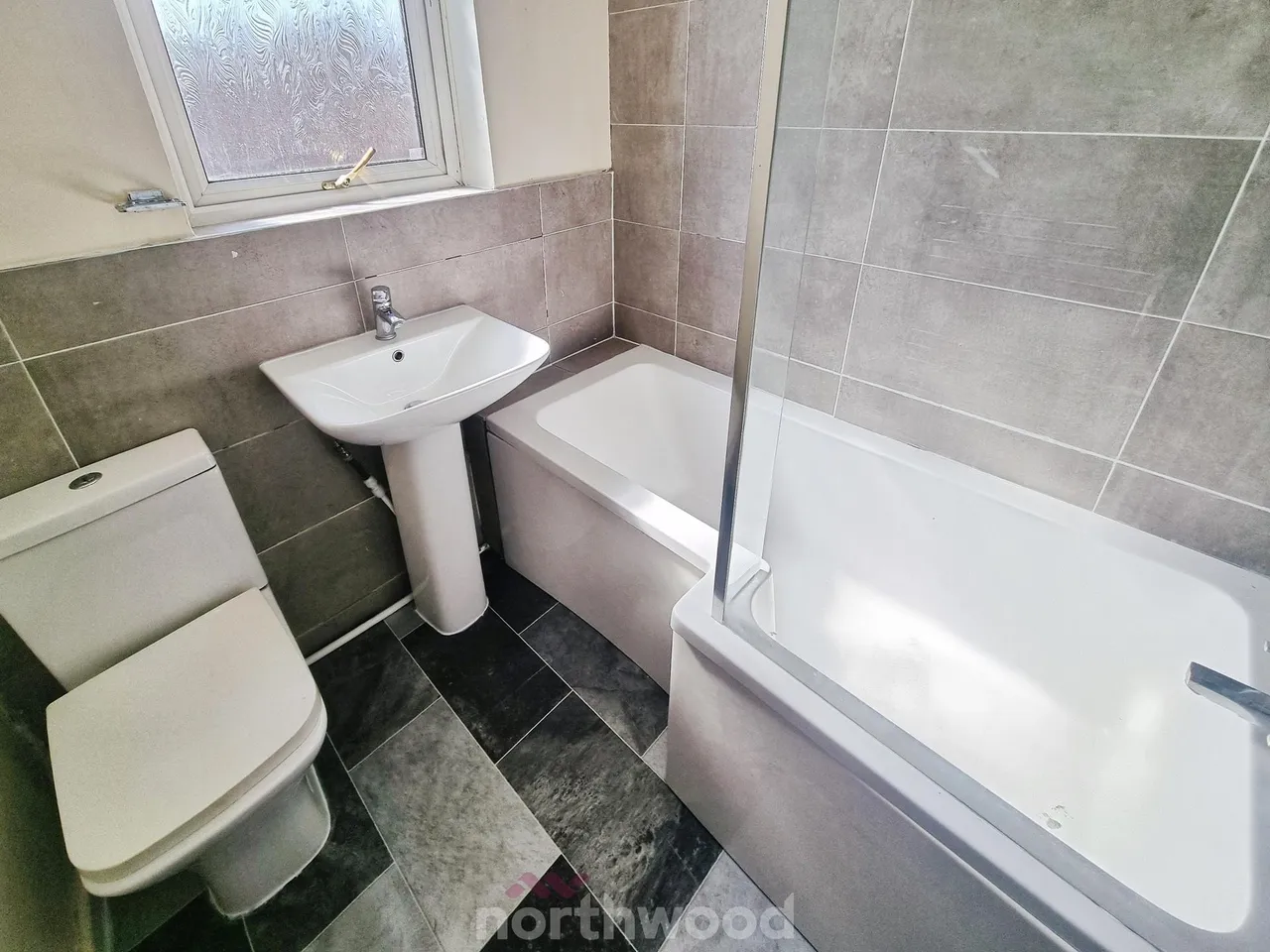 St Catherines Avenue, Balby, DN4, photo 13