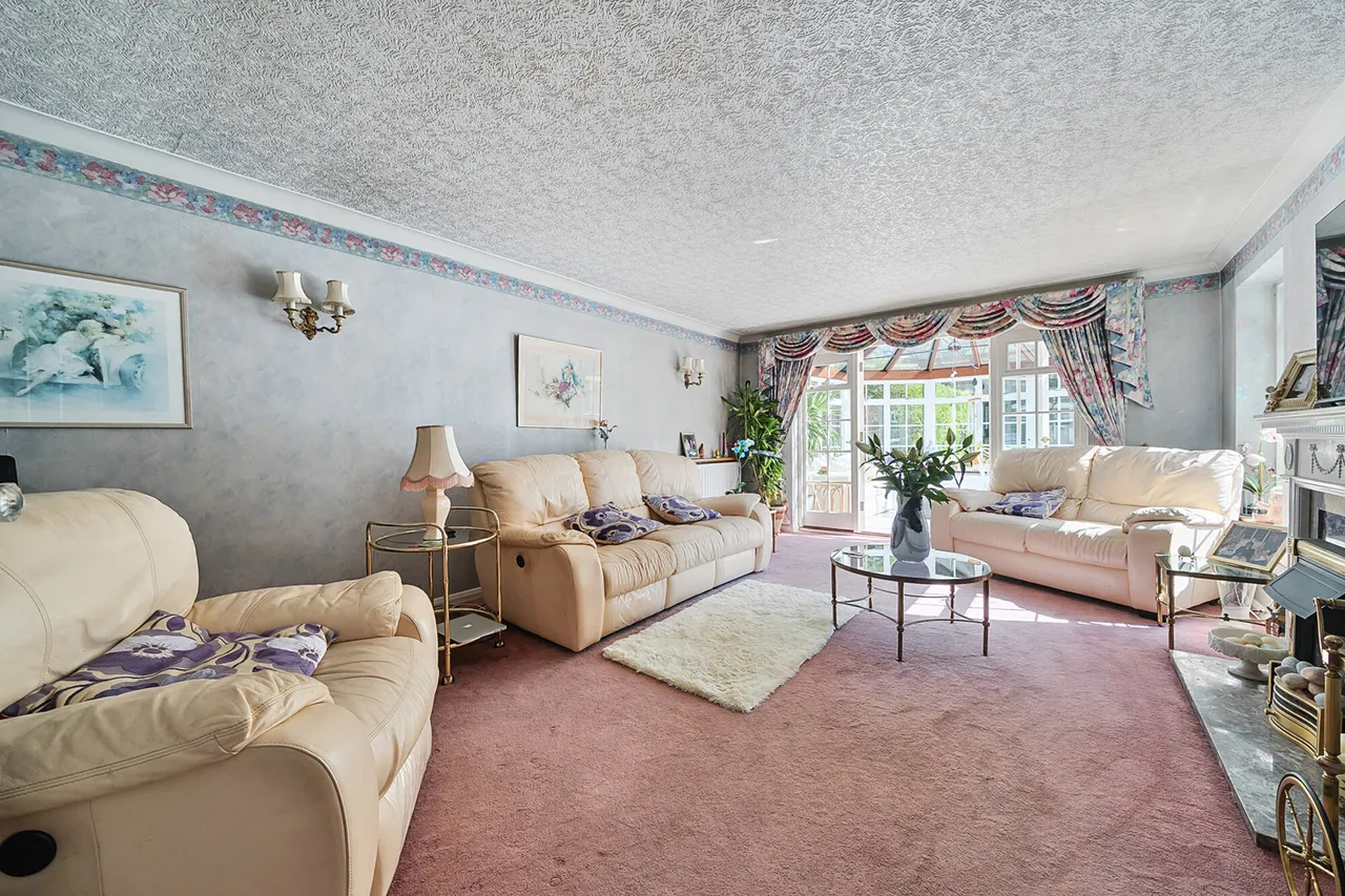Wolds Drive, BR6, photo 21