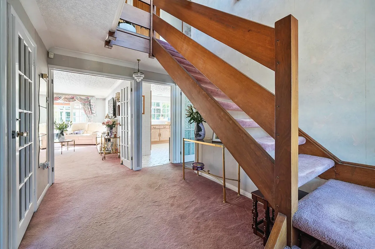Wolds Drive, BR6, photo 22
