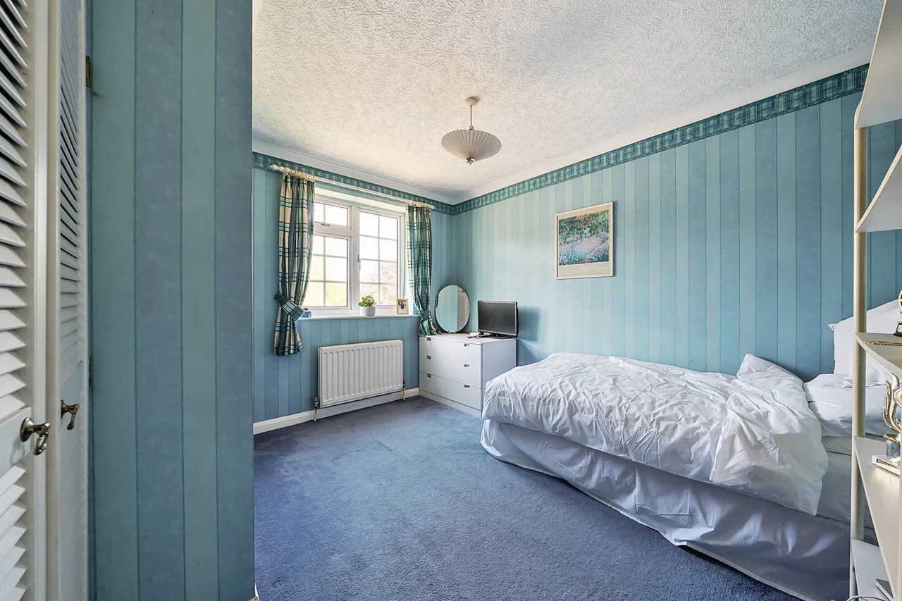 Wolds Drive, BR6, photo 14
