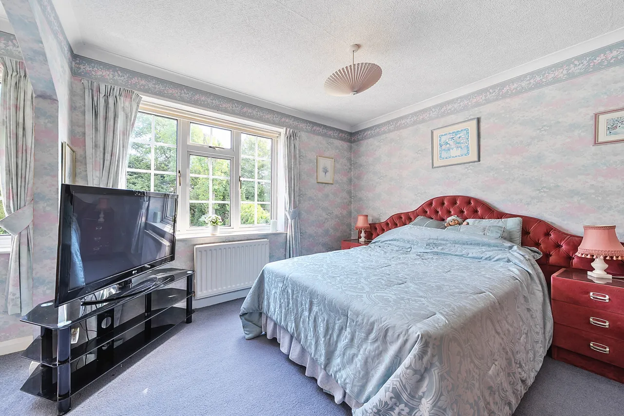 Wolds Drive, BR6, photo 17