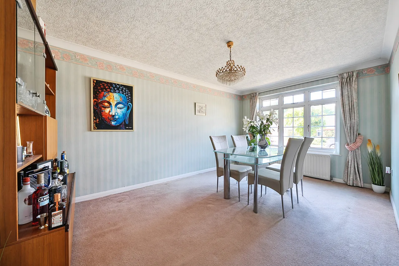 Wolds Drive, BR6, photo 3
