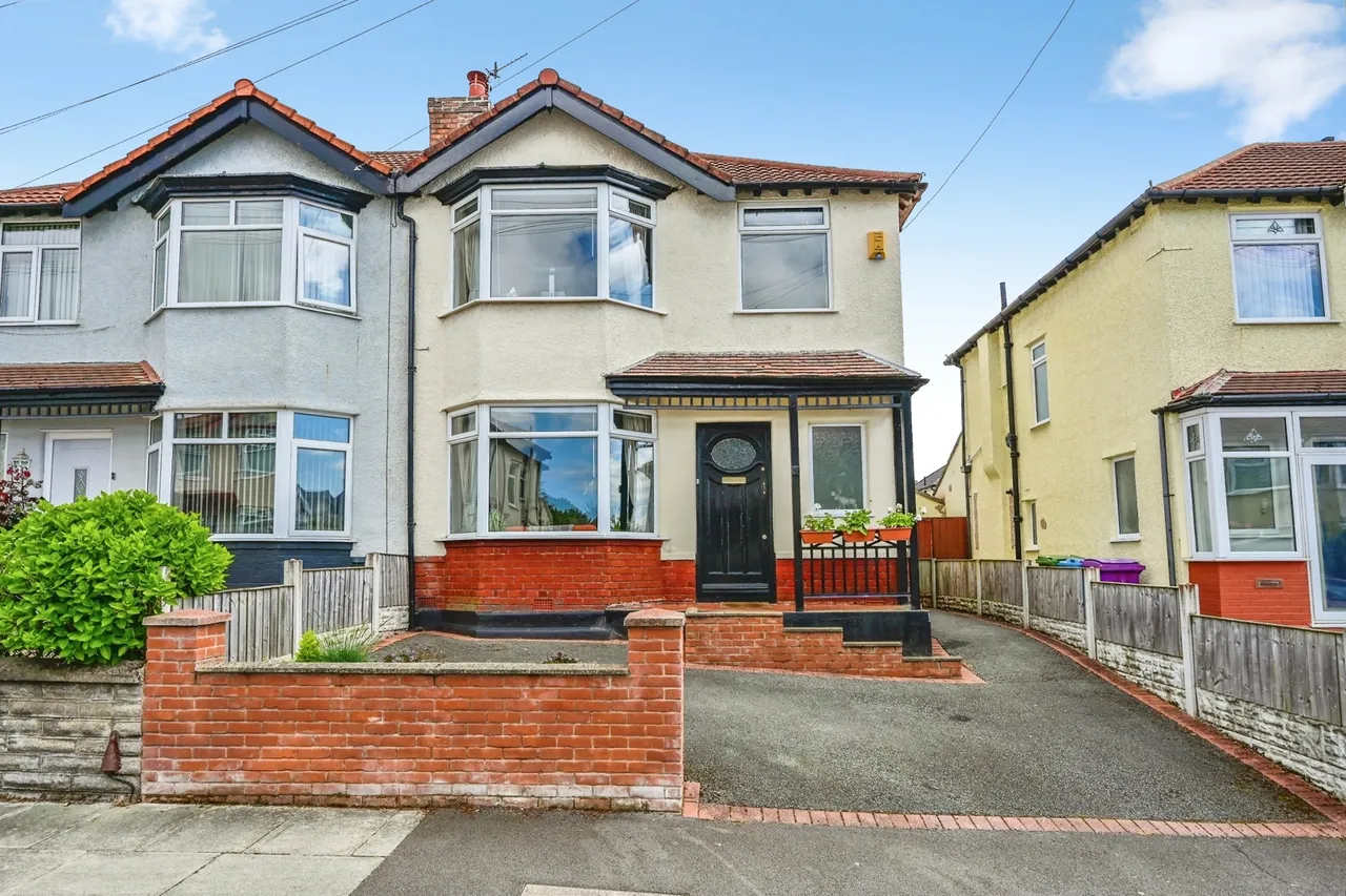 3 bed property for sale, Larkfield Road, Liverpool, L17
