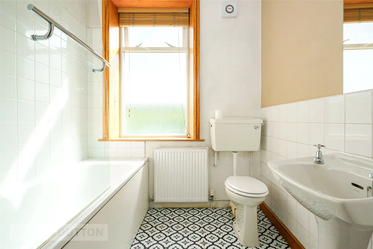 Hanson Lane, Huddersfield, HD1, photo 11