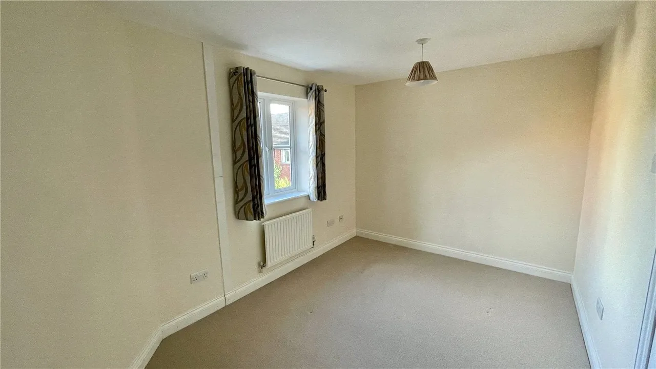 Lingfield Crescent, Stratford-upon-Avon, CV37, photo 6
