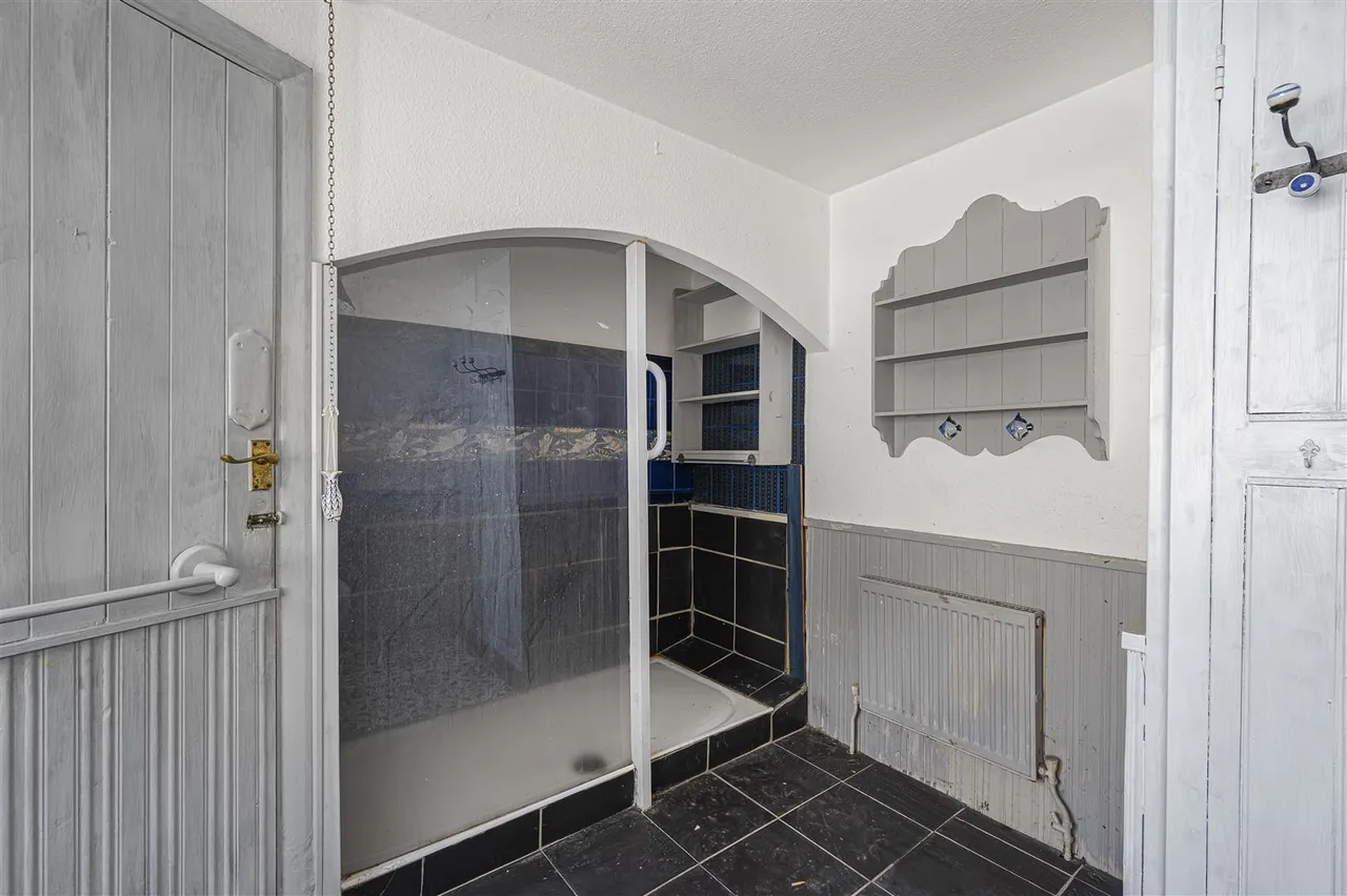 Meeching Road, Newhaven, photo 20