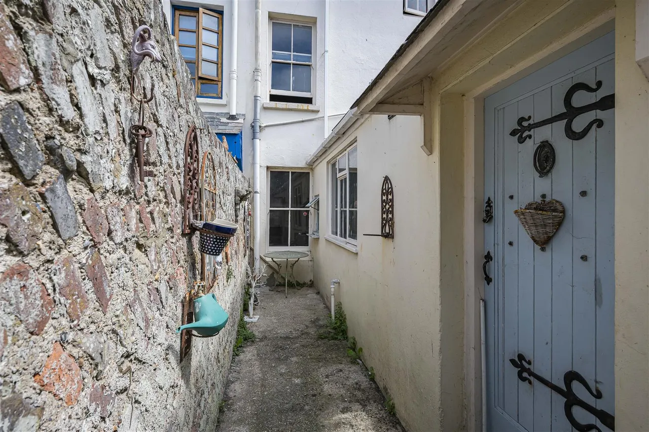 Meeching Road, Newhaven, photo 23