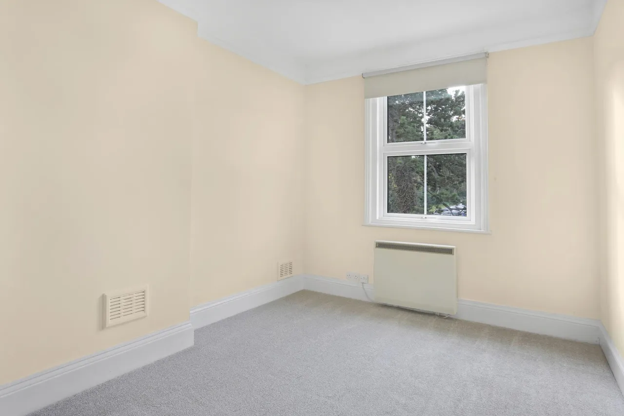 Wherwell Rd, Town Centre, Guildford, GU2, photo 7