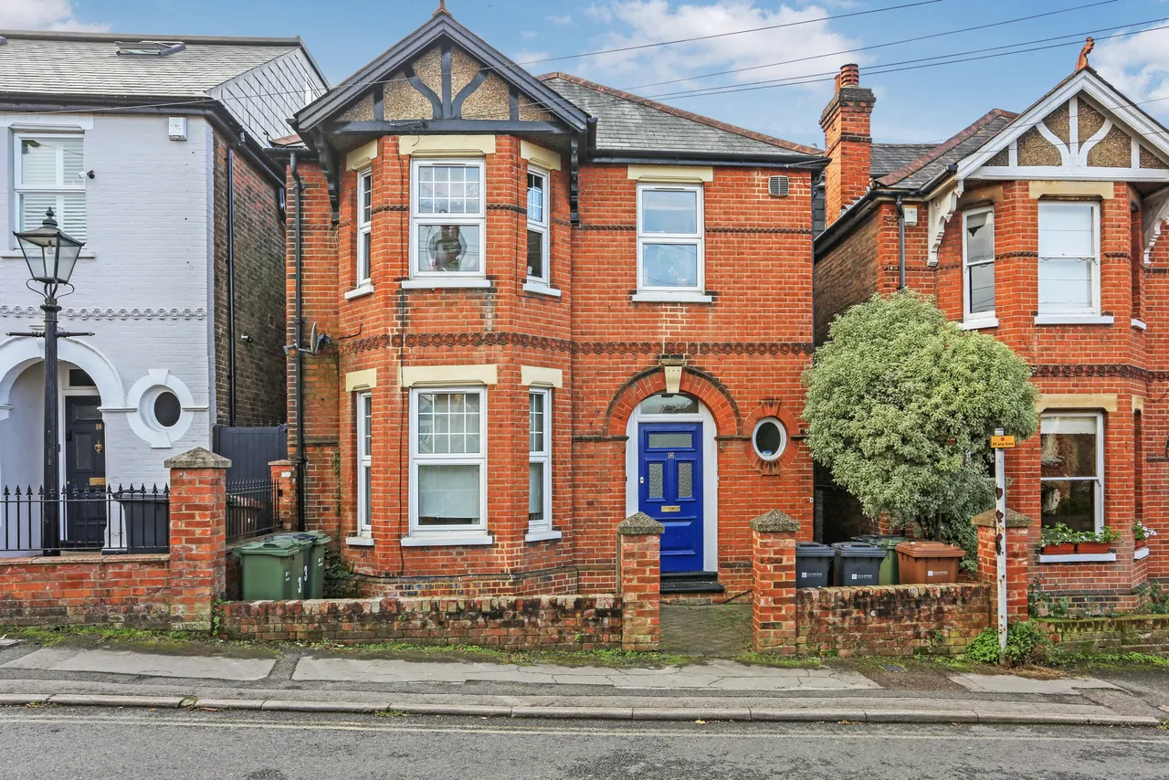 1 bed flat for sale — Wherwell Rd, Town Centre, Guildford, GU2