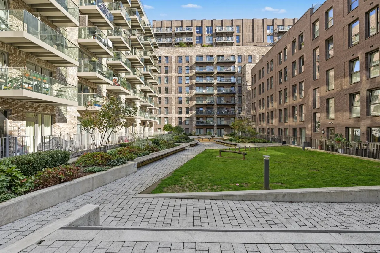 Ironworks Way, London, E13, photo 24