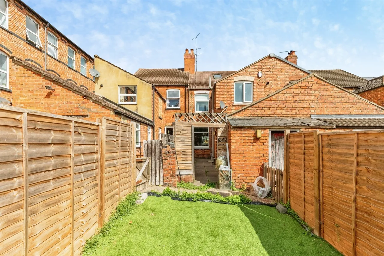 Scarborough Street, Irthlingborough, NN9, photo 15