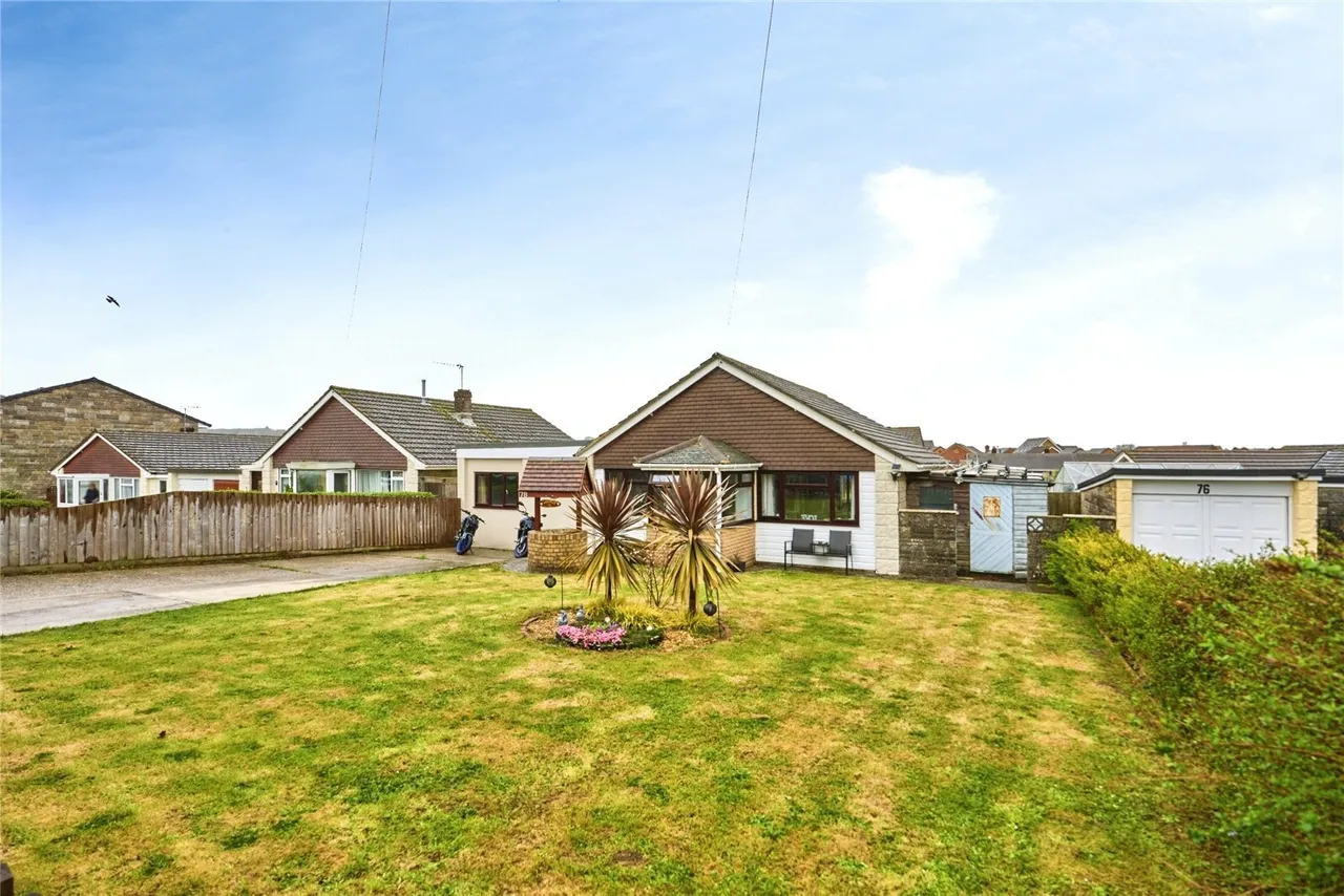 Hinton Road, Newport, PO30, photo 19