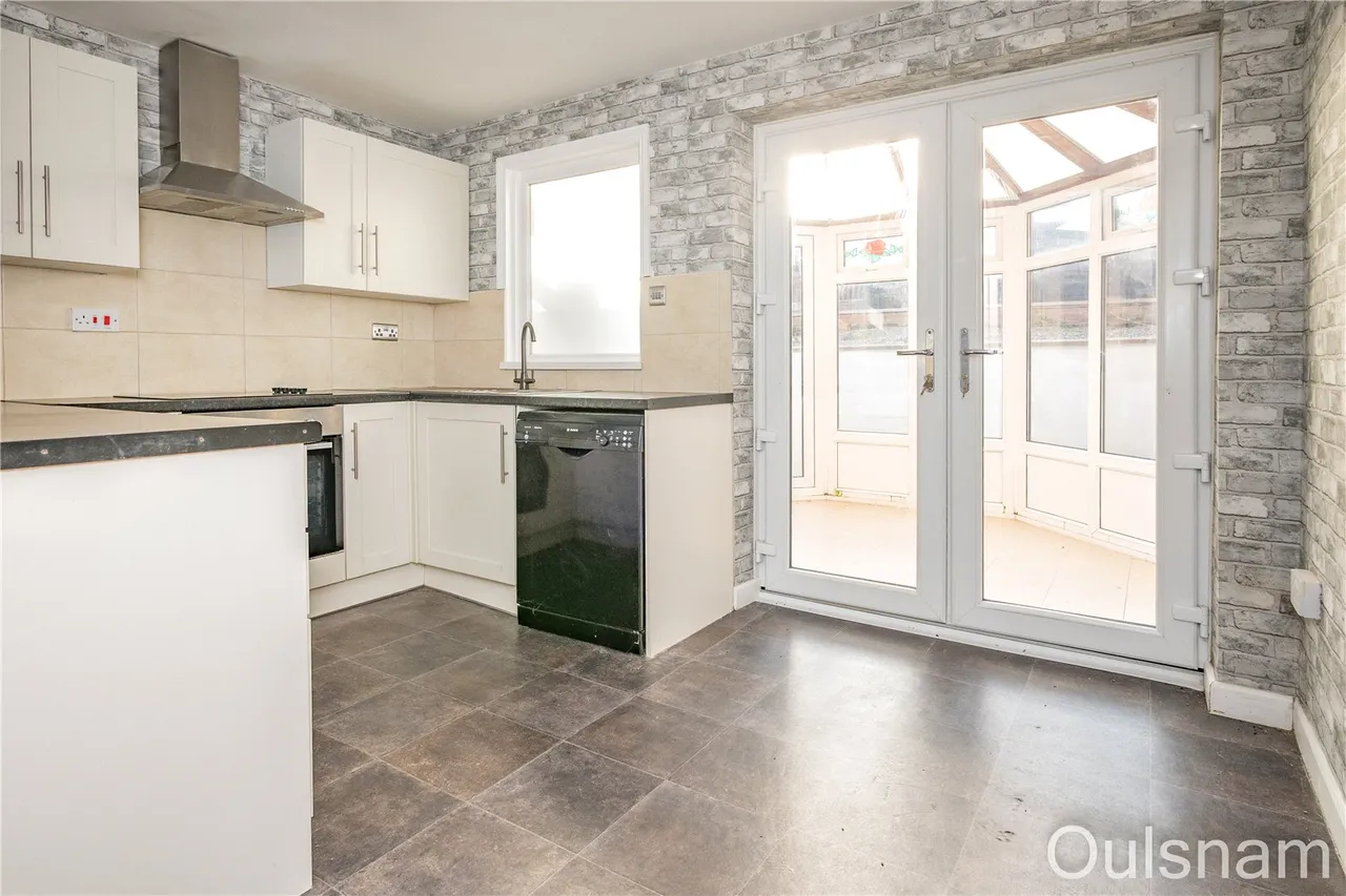 Fairfield Road, Bournheath, Bromsgrove, Worcestershire, B61 9JW, photo 3