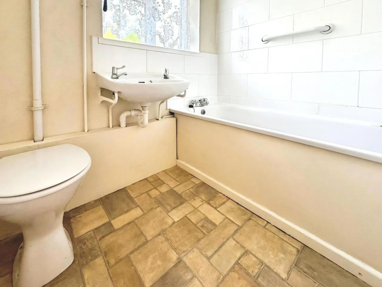 Mendip Grove, Gunthorpe, PE4, photo 9