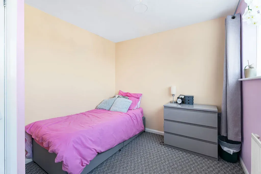 Whitby Close, Bletchley, Milton Keynes, Buckinghamshire, MK3 6NN, photo 11