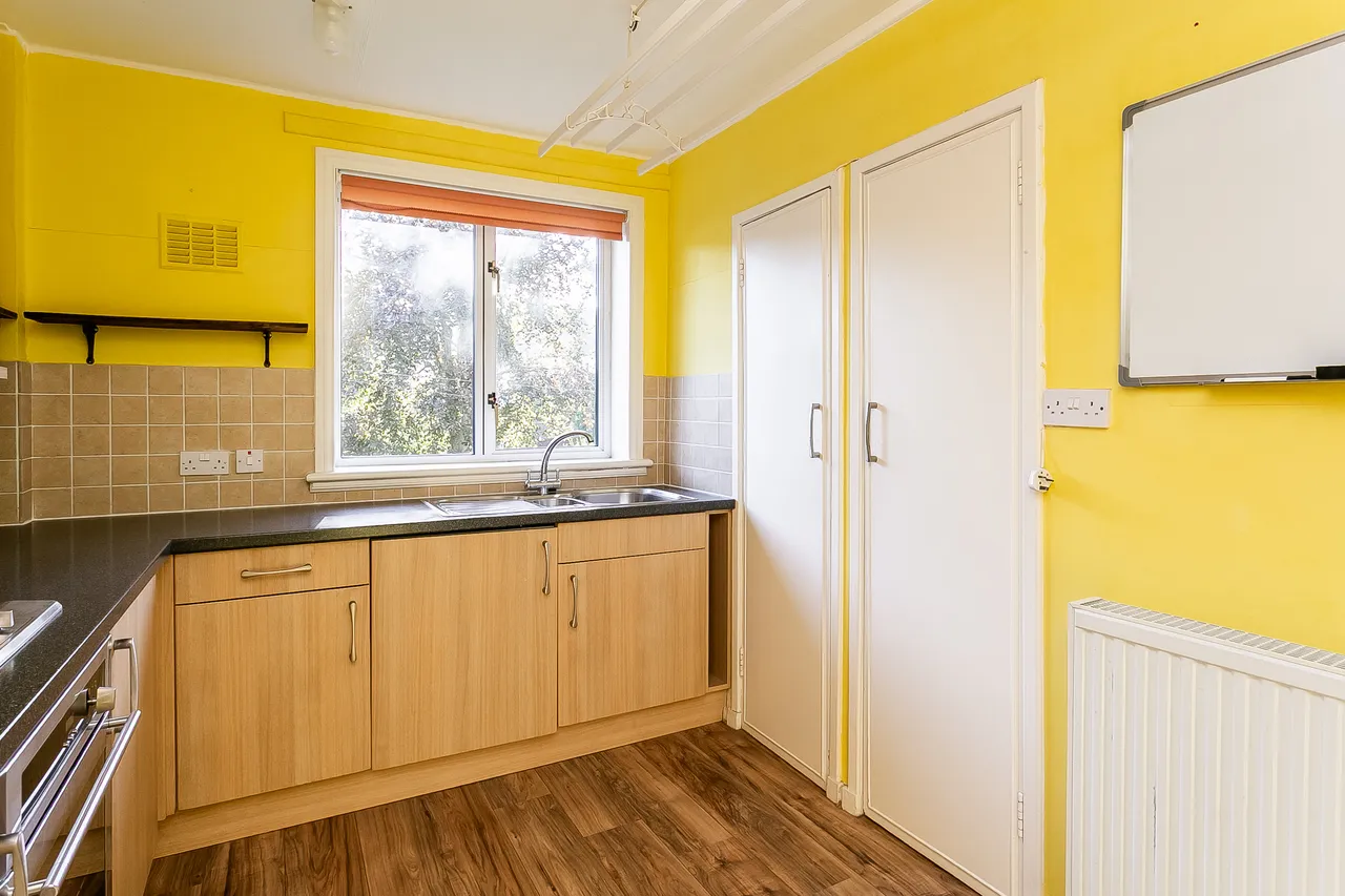 Ravenswood Avenue, The Inch, EH16, photo 6