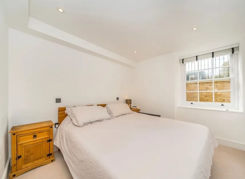 Lower Richmond Road, Putney, SW15, photo 4