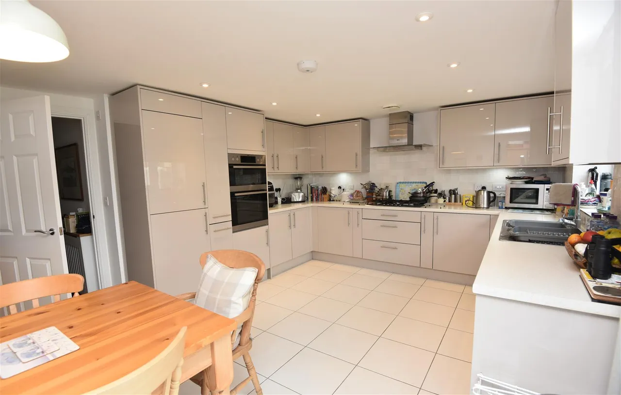 Bristle Grove, Mere, photo 8