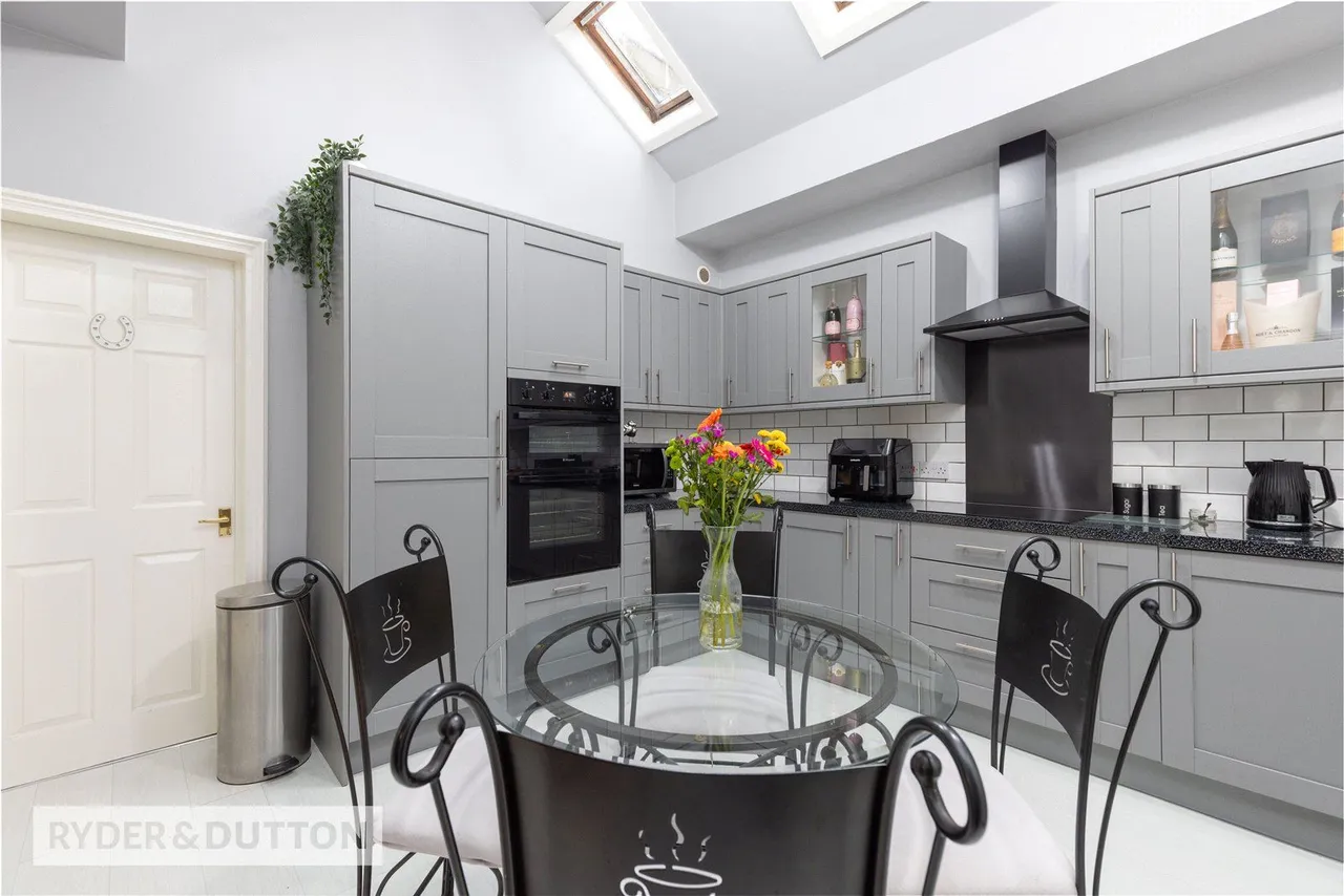 Lodge Lane, Bacup, OL13, photo 9