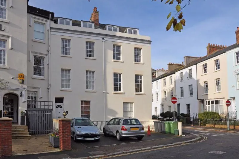 1 bed flat for sale — Bystock Terrace, Exeter