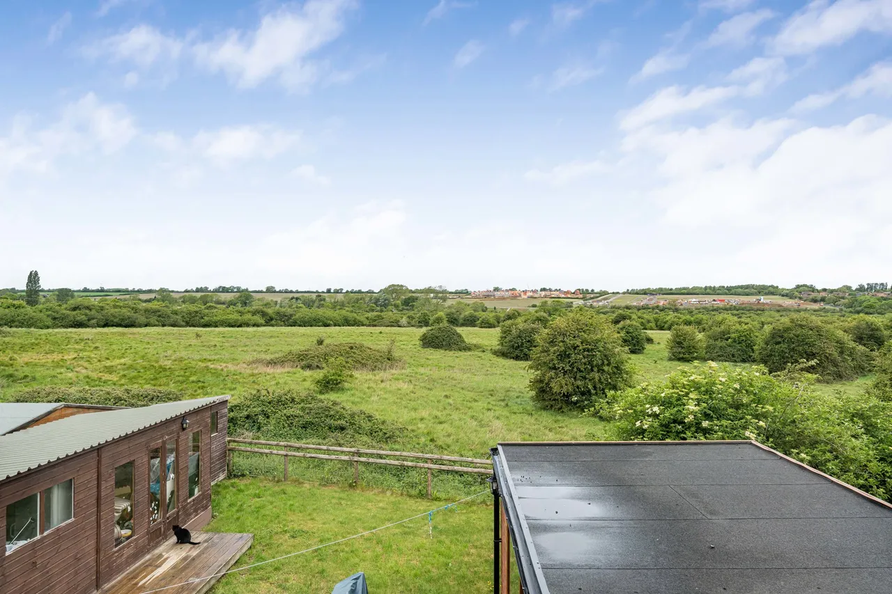 Greenway, Newton Longville, MK17, photo 18
