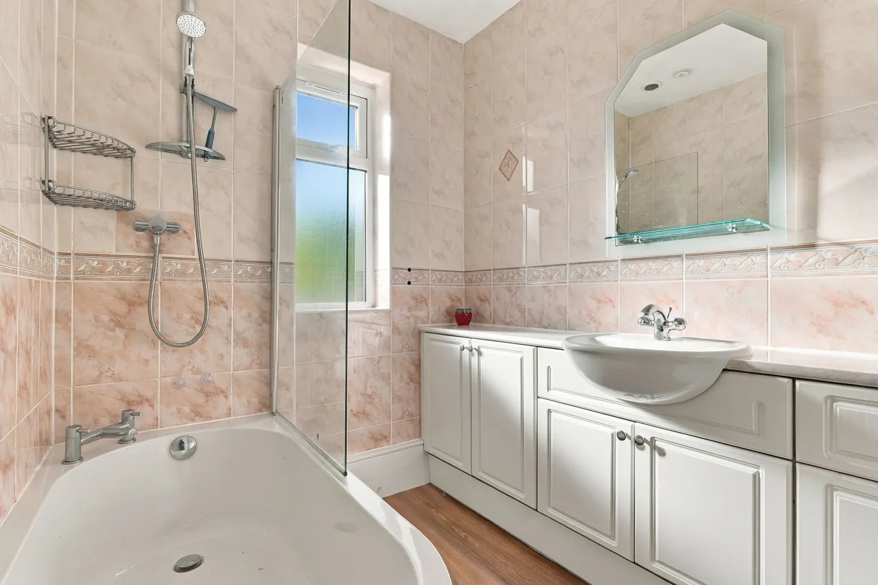 Backmoor Road, Sheffield, S8, photo 20