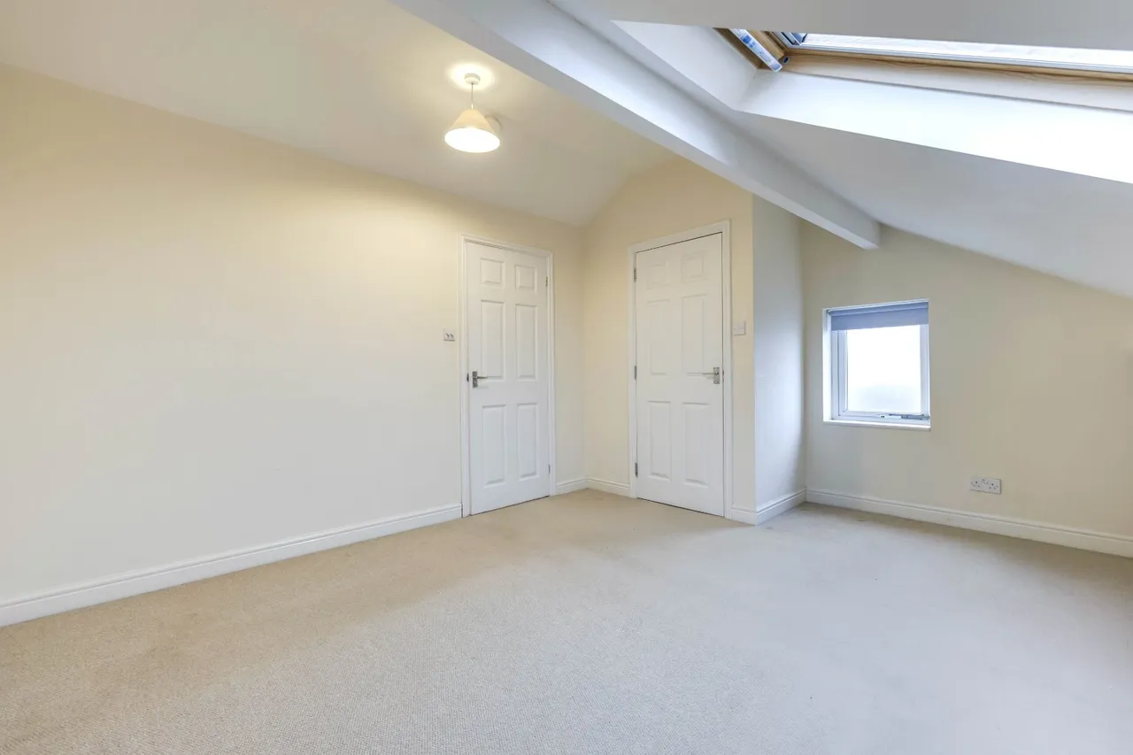 Hillcrest Rise, Leeds, LS16, photo 15