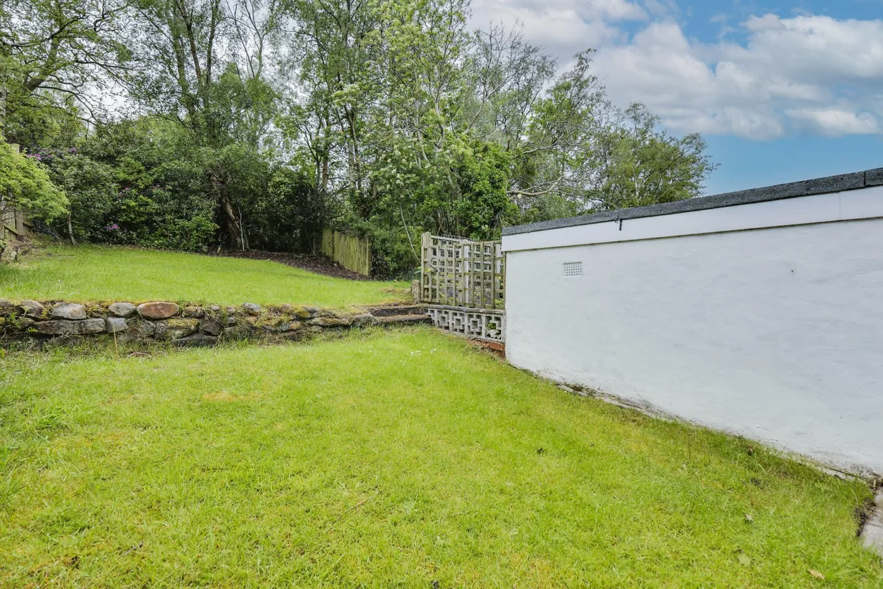Hillcrest Rise, Leeds, LS16, photo 19