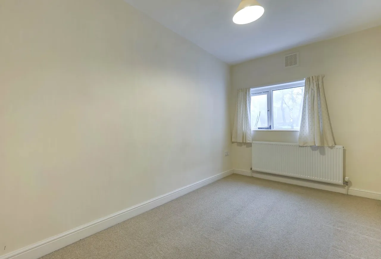 Hillcrest Rise, Leeds, LS16, photo 10