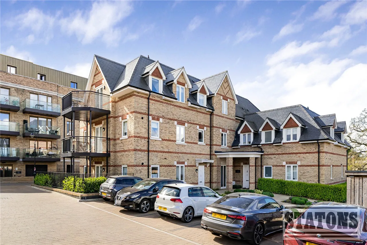 3 bed flat for sale — Trento Mews, Barnet, EN4 0FF