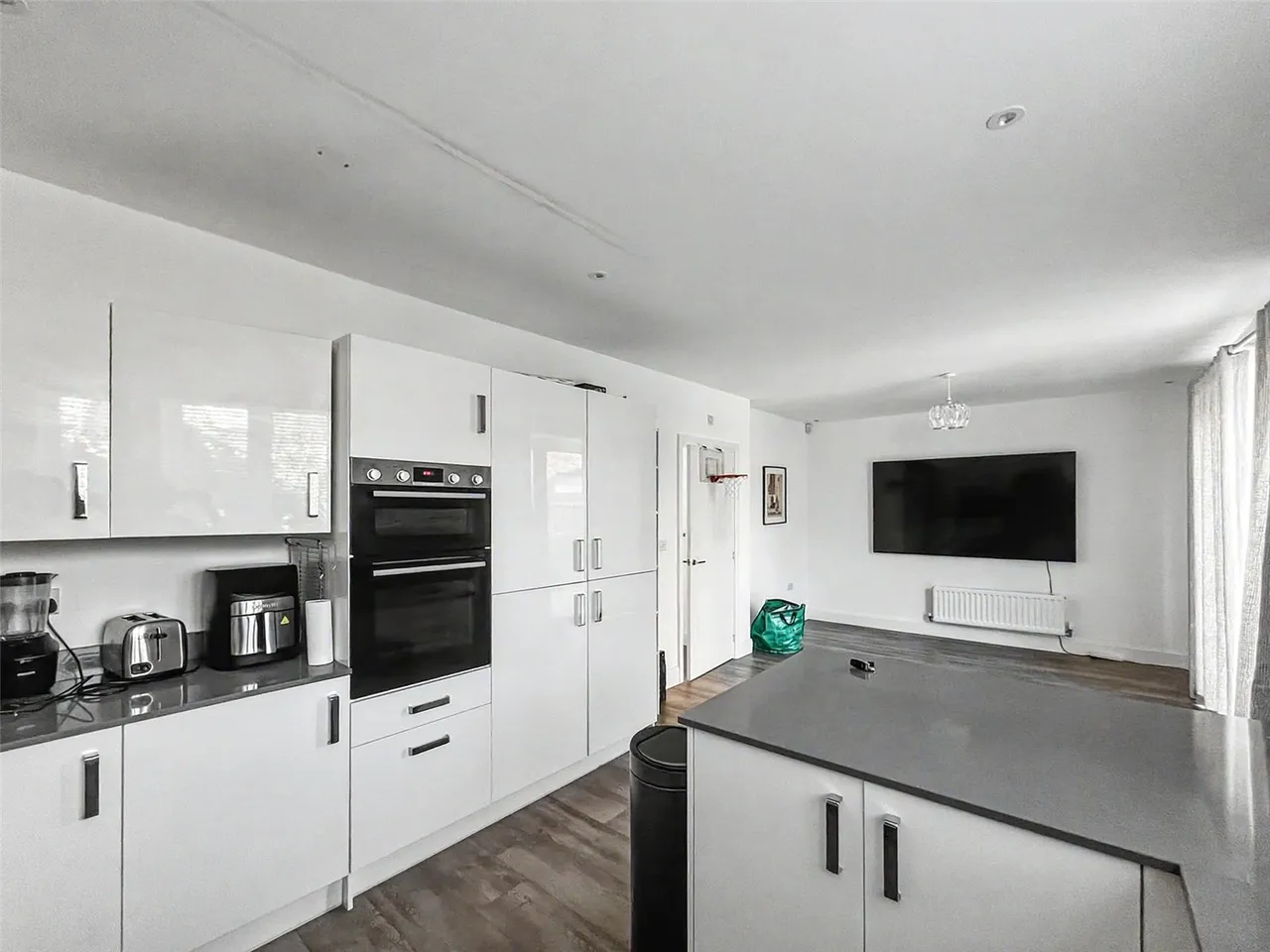 Alder Grove, Shinfield, Reading, Berkshire, RG2 9RA, photo 3