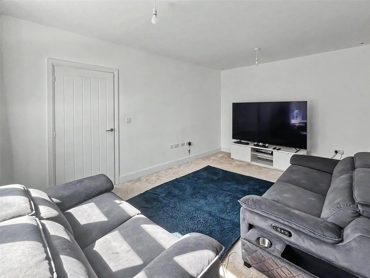 Alder Grove, Shinfield, Reading, Berkshire, RG2 9RA, photo 2