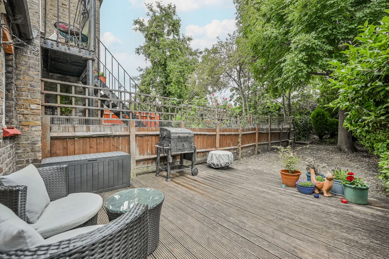 Ground Floor Flat, 167 Moselle Avenue, London, photo 11