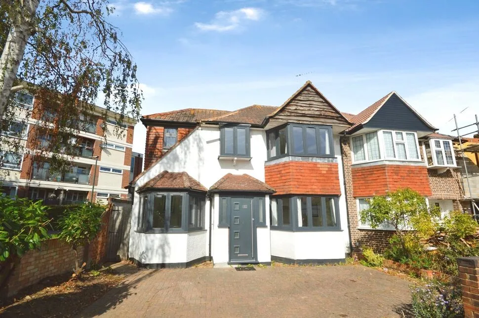 5 bed house to rent, Cypress Avenue, Whitton, TW2