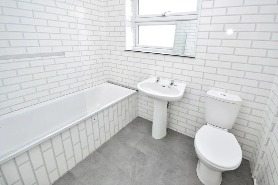 Cypress Avenue, Whitton, TW2, photo 5