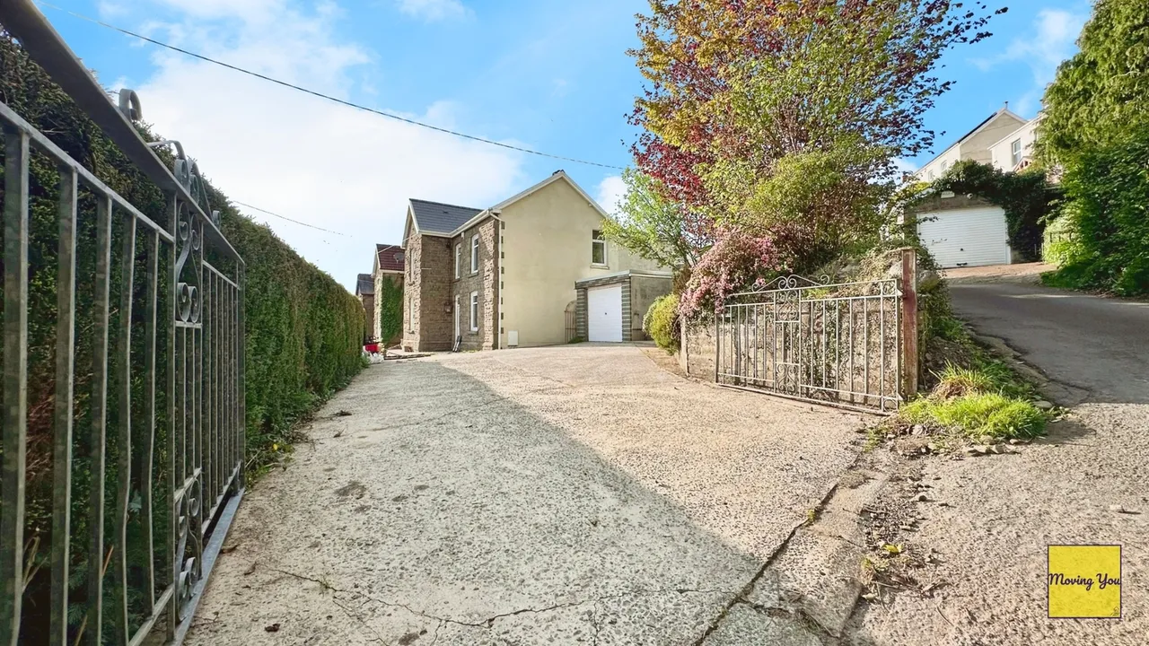Alltwen Hill, Pontardawe, Swansea, photo 2
