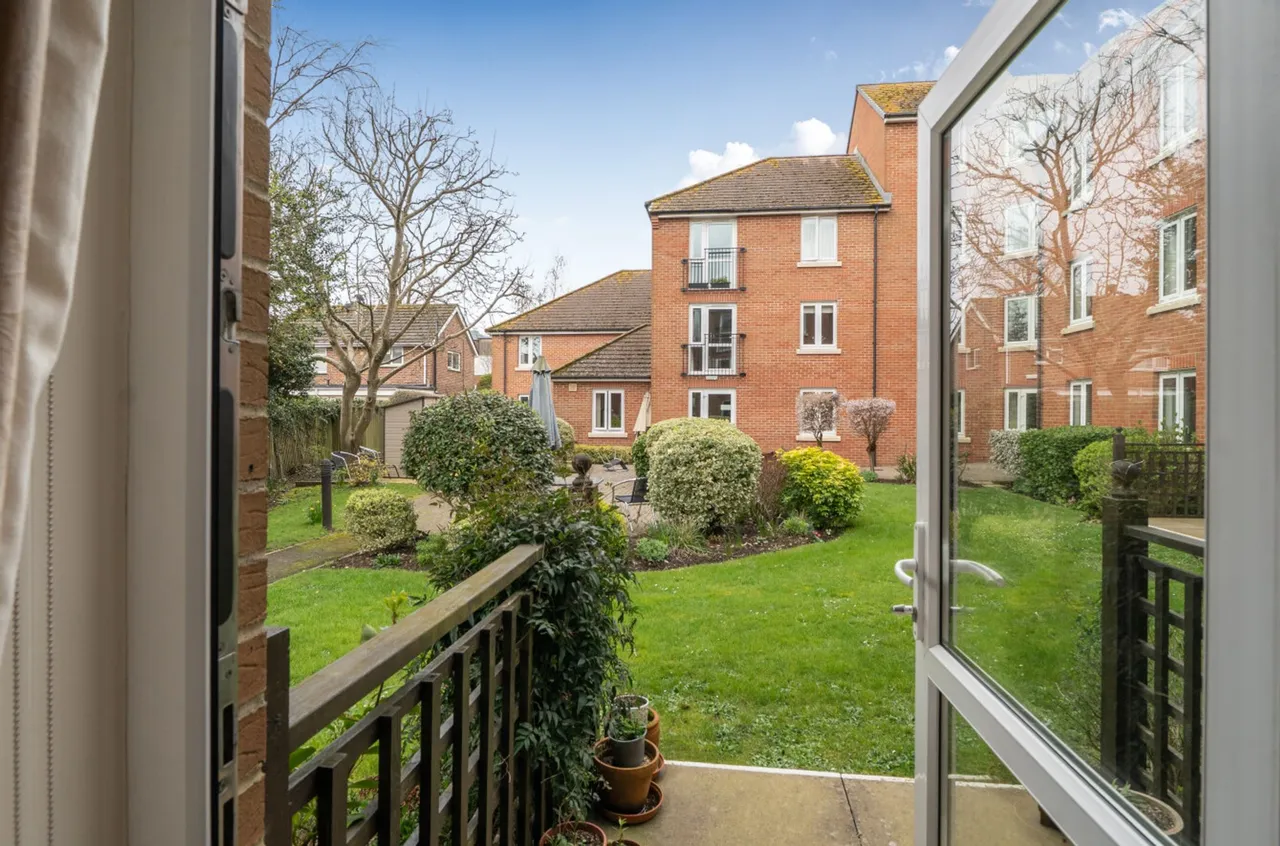 Stockbridge Road, Chichester, PO19, photo 4
