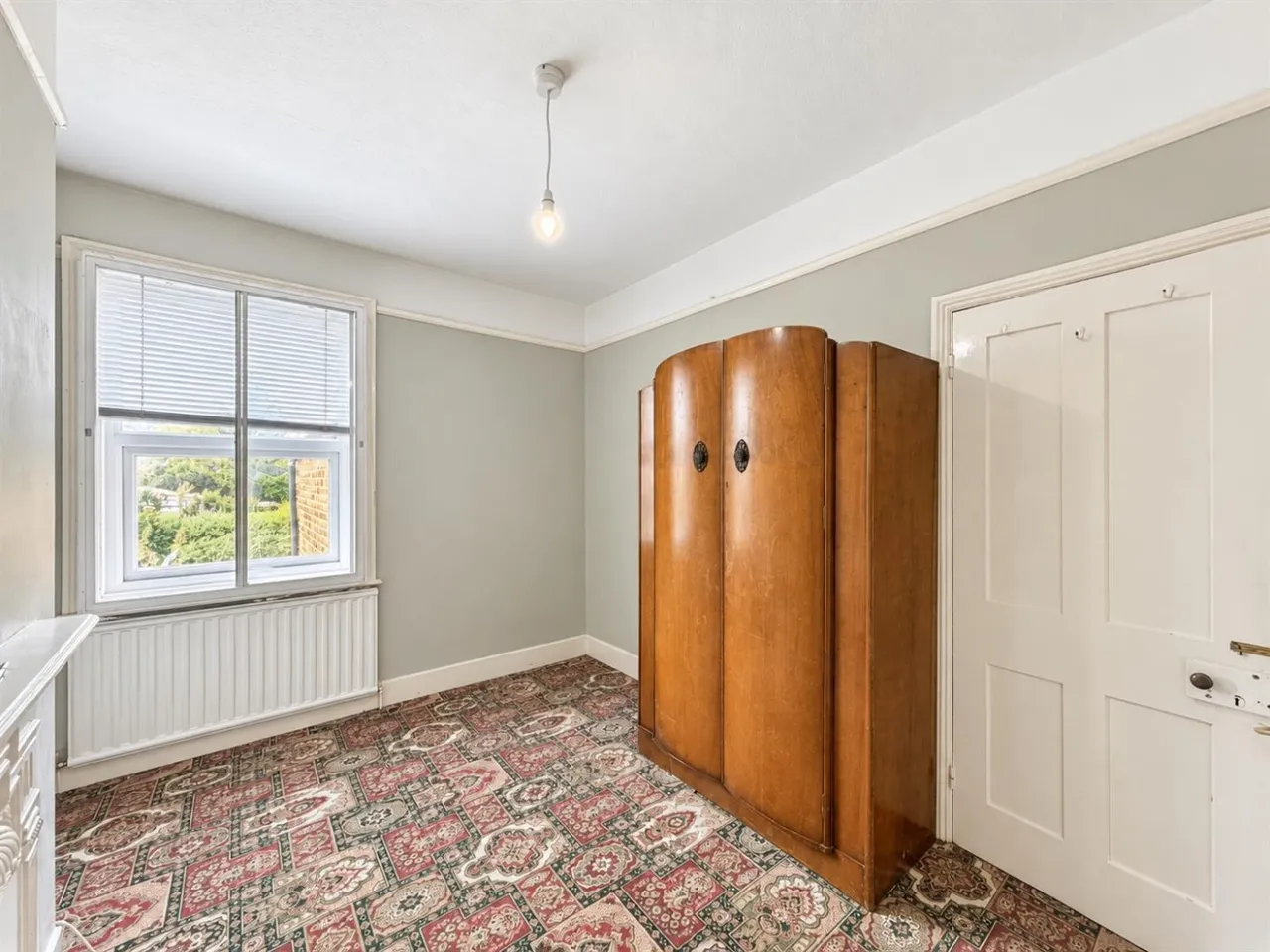 Detached For SaleStrafford Road, Hounslow, TW3, photo 5