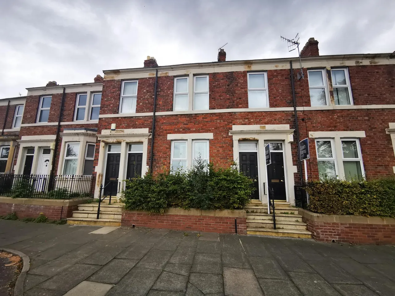 2 bed flat to rent, Bensham Crescent, Gateshead, NE8