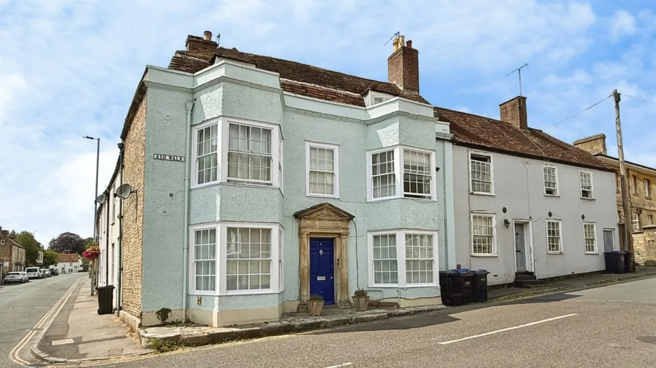 Ash Walk, Warminster, photo 5