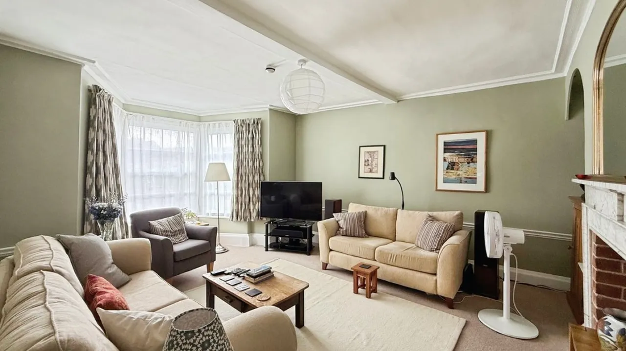 2 bed flat for sale — Ash Walk, Warminster