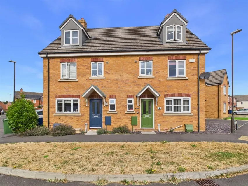 4 bed house for sale, Longstone Avenue, Longford