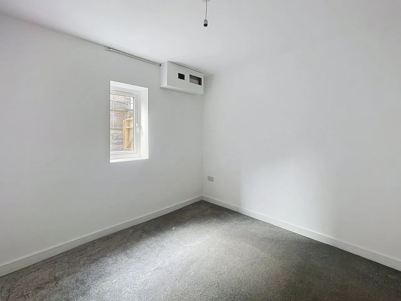 Quarella Road, Bridgend, CF31, photo 9